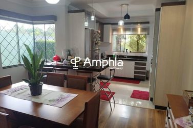 Casa &agrave; venda - 180m&sup2; - Centro
