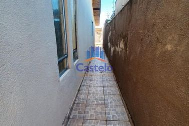 Casa &agrave; venda - 180m&sup2; - Parque San Remo III