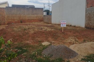 Terreno &agrave; venda - 260m&sup2; - Parque Irani
