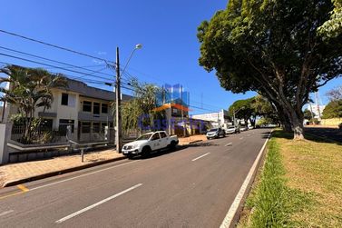 Casa para alugar - 310m&sup2; - ZONA II