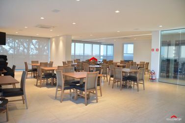 Apartamento &agrave; venda - 223m&sup2; - Zona II