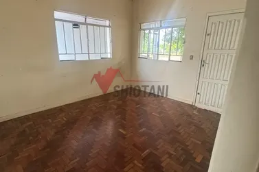 Casa &agrave; venda - Zona II