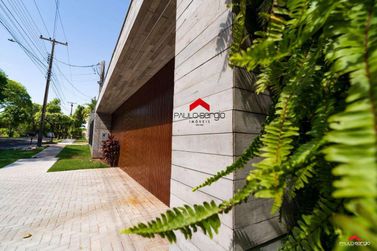 Sobrado &agrave; venda - 305m&sup2; - Zona VII