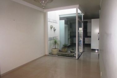 Casa &agrave; venda - Zona II