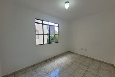 Apartamento para alugar - 59m&sup2; - Zona III