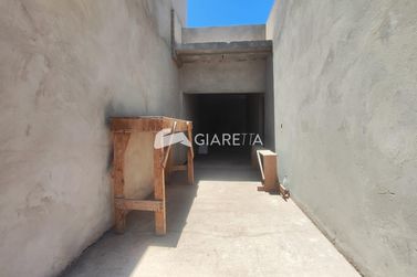 Casa &agrave; venda - 50m&sup2; - JARDIM PINHEIRINHO