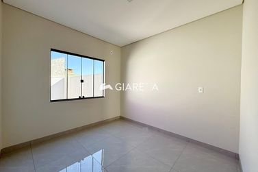 Casa &agrave; venda - 49m&sup2; - JARDIM PINHEIRINHO