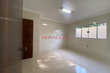 Sobrado &agrave; venda - 218m&sup2; - ZONA I-A