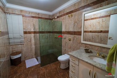 Sobrado &agrave; venda - 316m&sup2; - Zona II