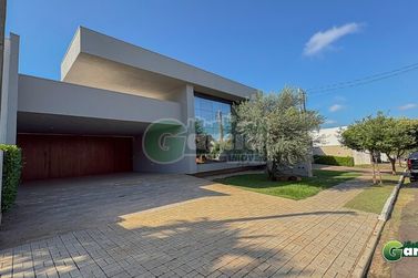 Casa &agrave; venda - 250m&sup2; - Residencial Portal das &Aacute;guas