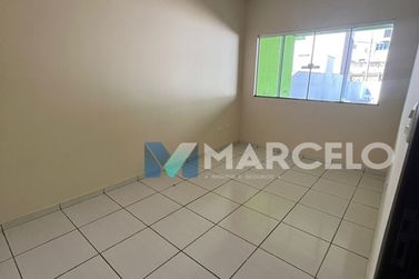 Casa &agrave; venda - 100m&sup2; - Zona III
