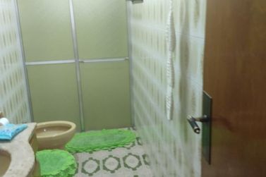 Sala Comercial &agrave; venda - 180m&sup2; - Zona I