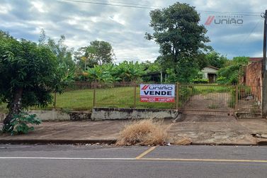 Sala Comercial &agrave; venda - 435m&sup2; - Zona Armazem