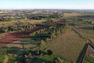 Terreno &agrave; venda - 20000m&sup2; - ESTRADA JURUPOCA