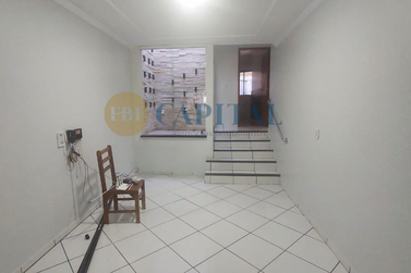 Casa &agrave; venda - 162m&sup2; - Zona VII