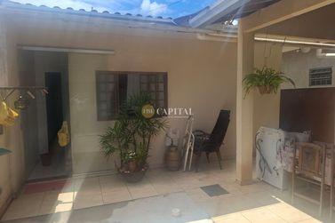 Casa &agrave; venda - 93m&sup2; - Zona III