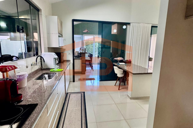 Casa &agrave; venda - 230m&sup2; - Parque Cidade Jardim