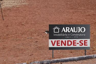 Terreno &agrave; venda - 147m&sup2; - Jardim das Gar&ccedil;as