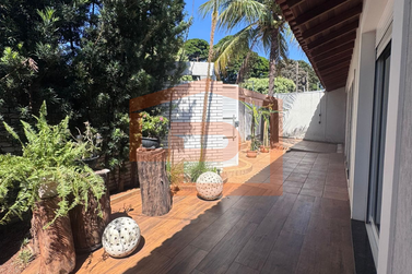 Casa &agrave; venda - 420m&sup2; - Zona I