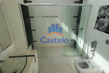 Casa &agrave; venda - 256m&sup2; - JARDIM BIRIGUI