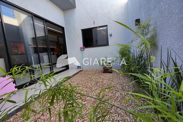 Casa &agrave; venda - 125m&sup2; - VILA BECKER