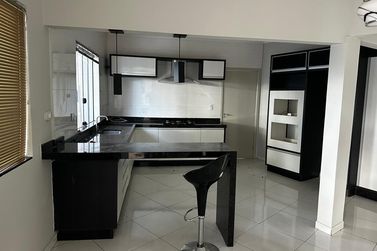 Casa &agrave; venda - 168m&sup2; - Zona I