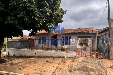 Casa para alugar - 100m&sup2; - JARDIM TAMOIO