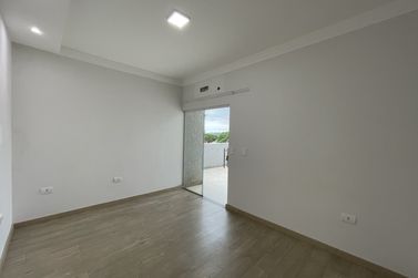 Casa para alugar - 252m&sup2; - ZONA VII