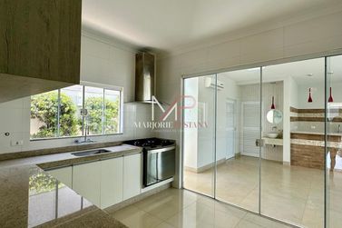 Casa &agrave; venda - 217m&sup2; - Rua Gaivota