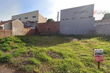 Terreno &agrave; venda - 250m&sup2; - Parque do Lago