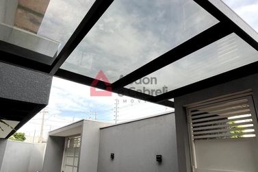 Casa &agrave; venda - 133m&sup2; - Jardim Caravelle