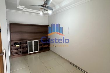 Casa &agrave; venda - 135m&sup2; - JARDIM MEDITERR&Acirc;NEO