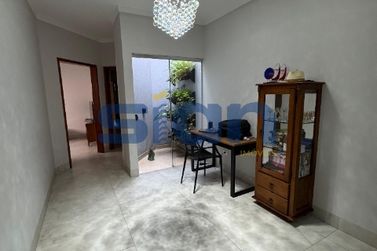 Casa &agrave; venda - 206m&sup2; - Jardim Para&iacute;so