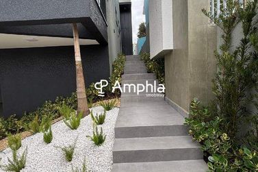 Casa &agrave; venda - 468m&sup2; - Regi&atilde;o do Lago