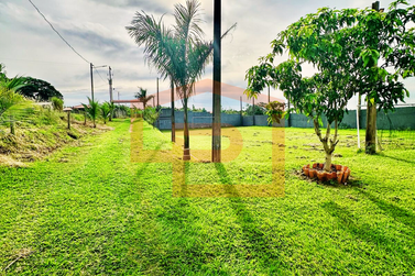 Ch&aacute;cara &agrave; venda - 4000m&sup2; - &Aacute;rea Rural