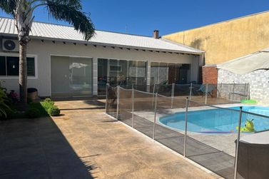 Casa &agrave; venda - 204m&sup2; - Jardim Belvedere