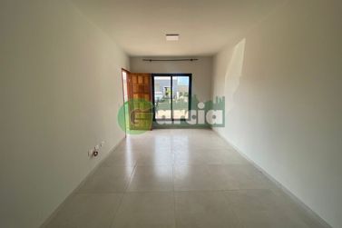 Casa &agrave; venda - 80m&sup2; - Zona V