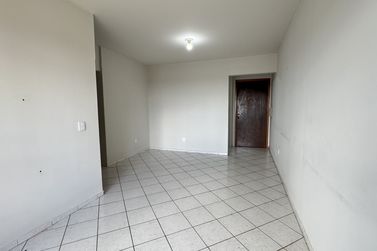 Apartamento &agrave; venda - 96m&sup2; - Zona II