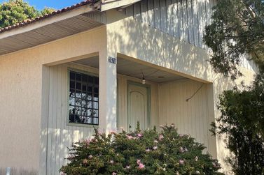 Casa &agrave; venda - 75m&sup2; - ZONA IV