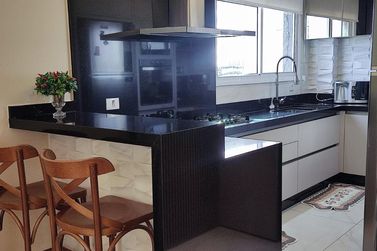 Apartamento &agrave; venda - 152m&sup2; - Zona I