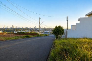 Terreno &agrave; venda - 140m&sup2; - Parque Colina Verde
