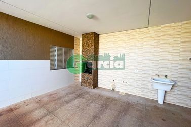 Casa &agrave; venda - 190m&sup2; - Jardim Yonezu