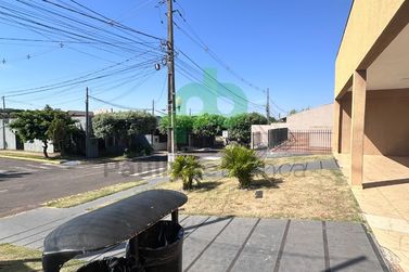 Casa &agrave; venda - 120m&sup2; - ZONA VI