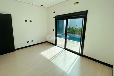 Casa &agrave; venda - 250m&sup2; - Condom&iacute;nio Mont Blanc