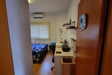 Casa &agrave; venda - 545m&sup2; - Zona VI