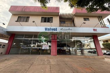 Sal&atilde;o Comercial para alugar - Zona II