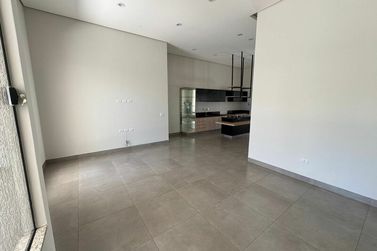 Casa &agrave; venda - 130m&sup2; - -