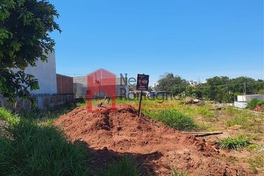 Terreno &agrave; venda - 379m&sup2; - Jardim S&atilde;o Francisco