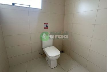 Sal&atilde;o Comercial para alugar - Zona VI