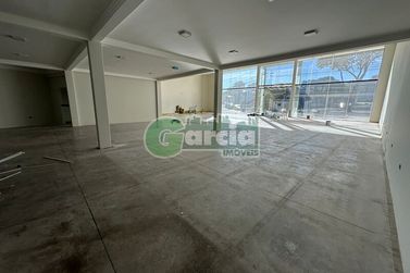 Sal&atilde;o Comercial para alugar - 730m&sup2; - Zona I